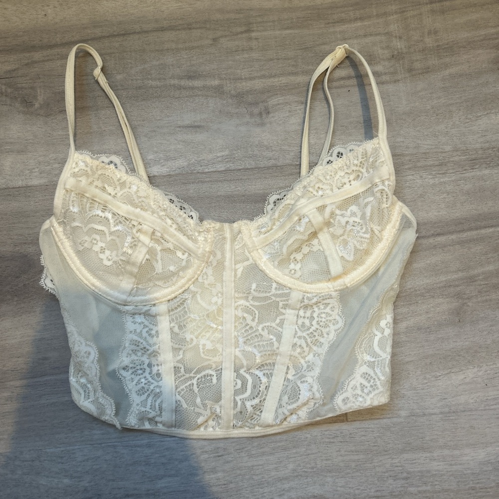 Full Tilt Cream Lace Bralette